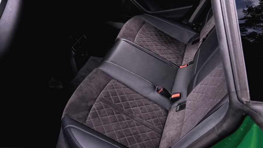 Интерьер Audi RS5 Sportback 2019 года  (UK) (фото 22 из 40)